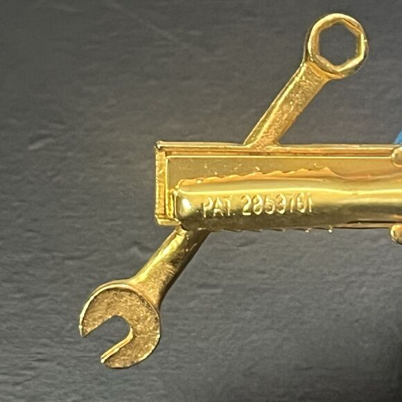 Vintage Adjustable Wrench Tie Back Bar Clip Gold Tone - Picture 3 of 8